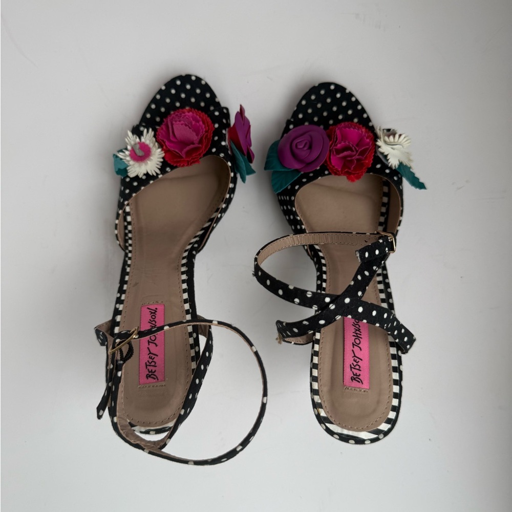 Betsey Johnson Jaime heel